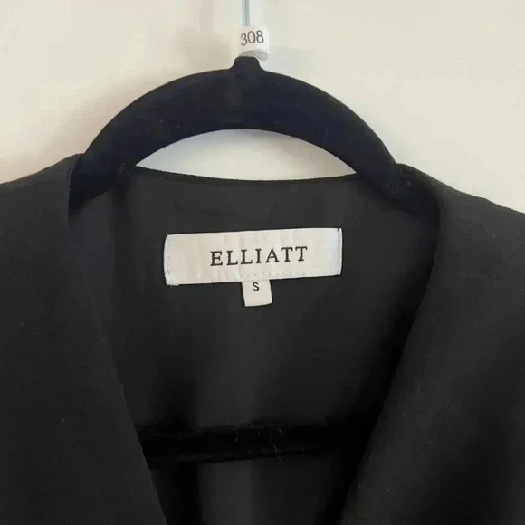 308 Elliatt Iris Blazer Dress in Black Size Small - Picture 3 of 6